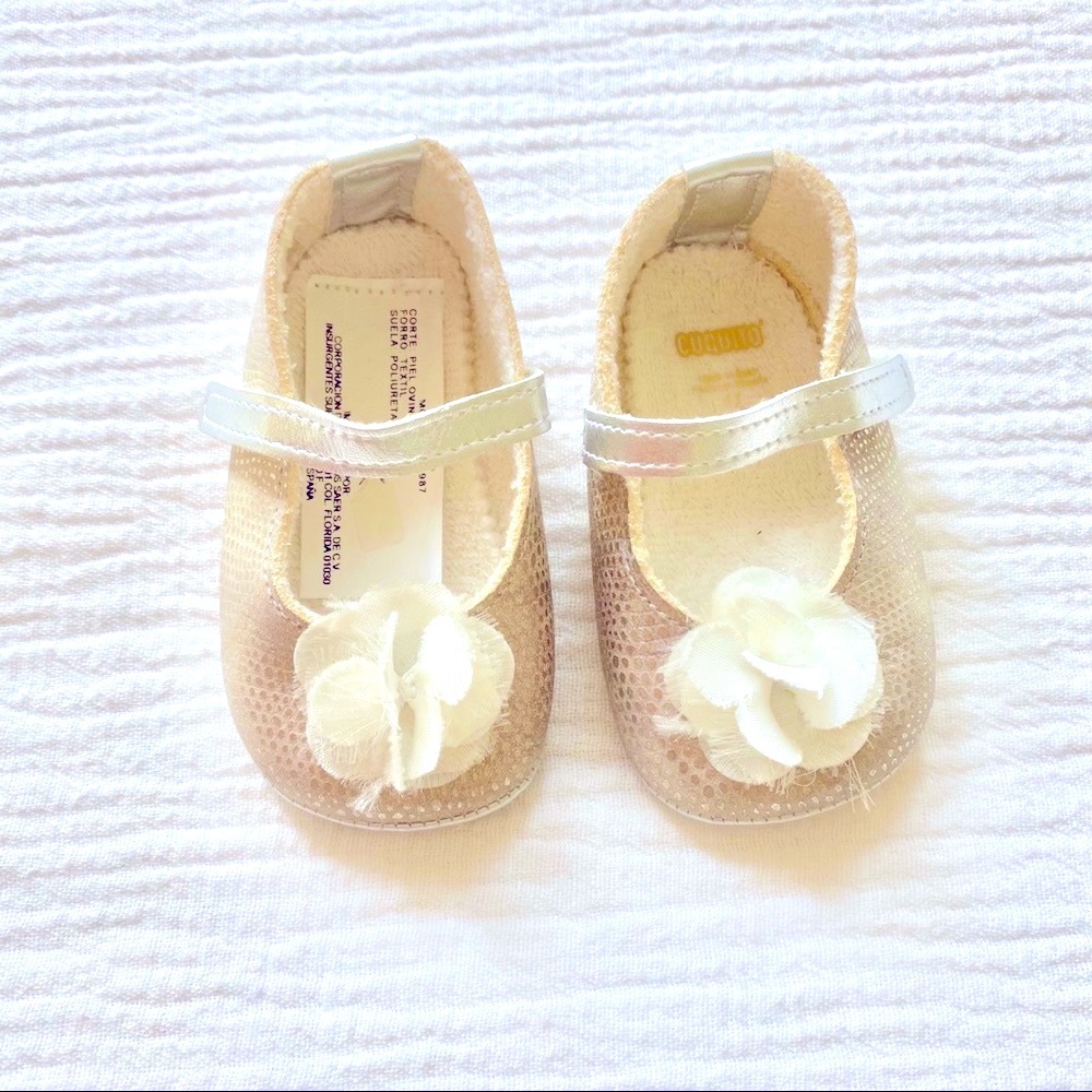 CUQUITO • Spanish Baby Girl Metallic Shoes